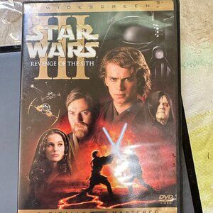 Star Wars Episode III Revenge of the Sith DVD 2-Disc Set + Attack of the Clones
